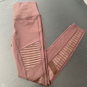 Alo yoga workout leggings mocha size small